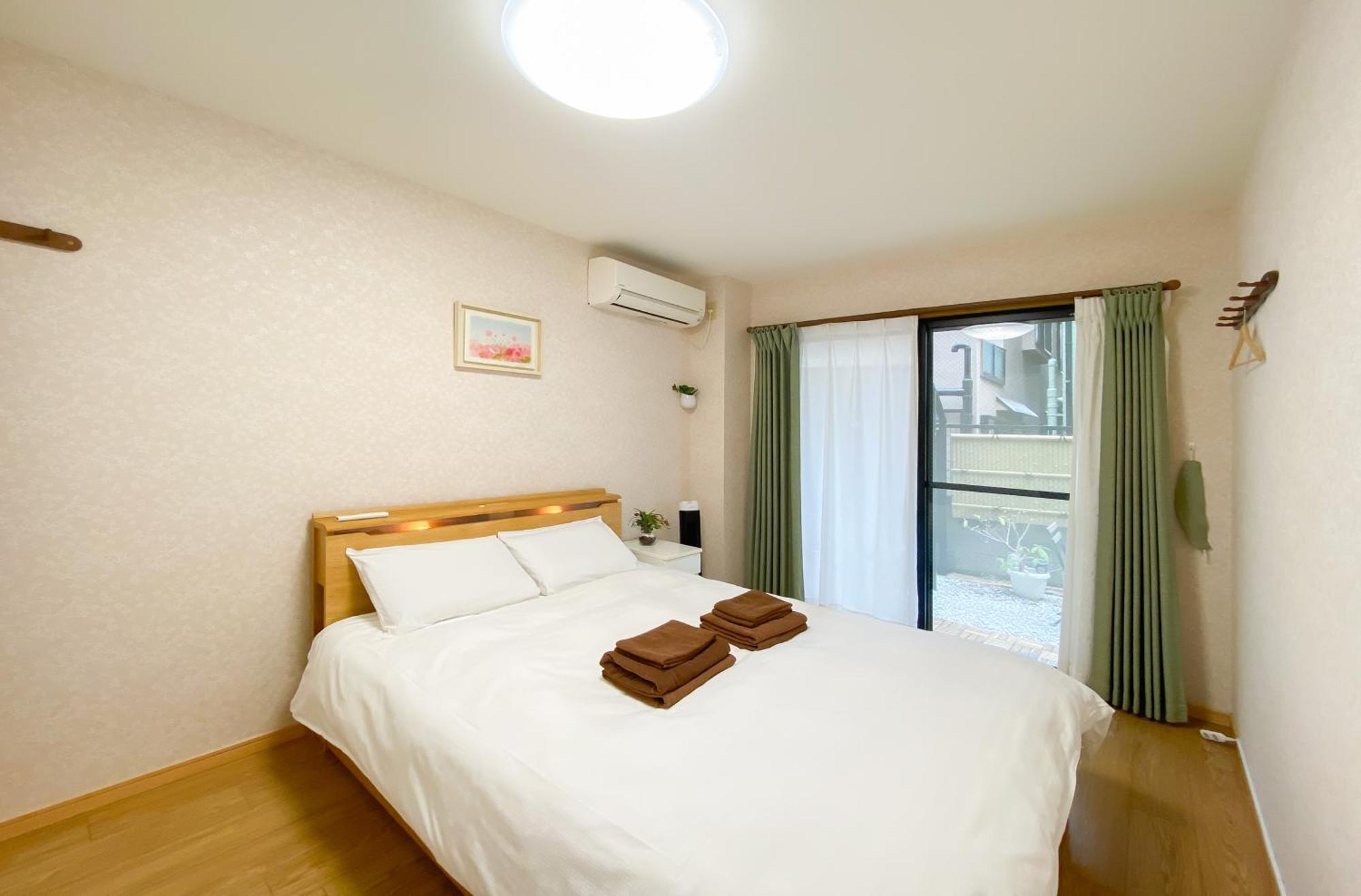 We Guest House Tokio Buitenkant foto